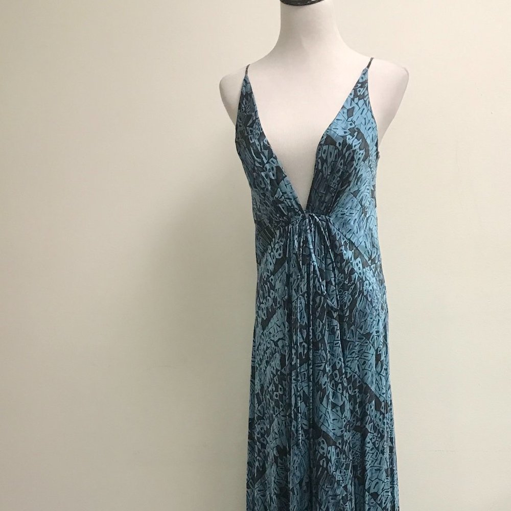 Marc Bouwer glamit collection blue print silk slip gown 6 spaghetti straps